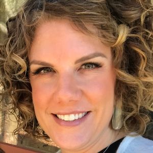 Meet your Posher, Cara